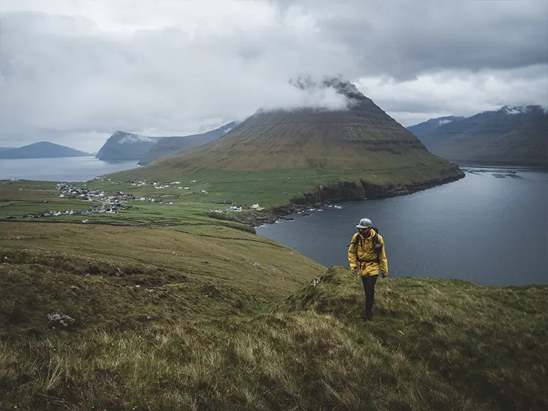færøerne-Vidareidi-hiking